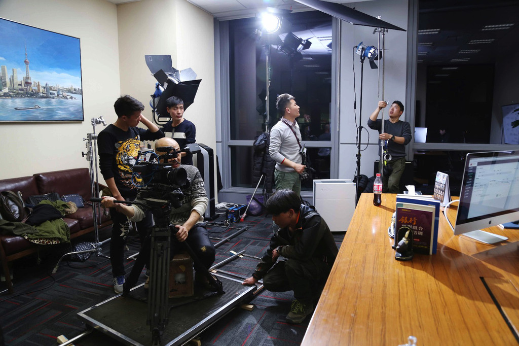 专业摄影摄像服务 从企业活动到个人纪念，定格每一个重要瞬间